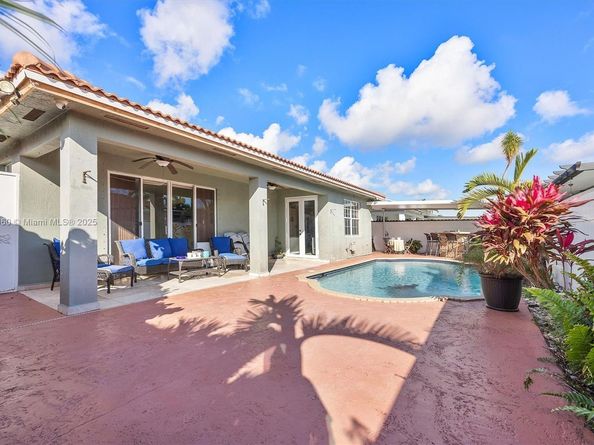 12360 SW 212th St, Miami FL 33177