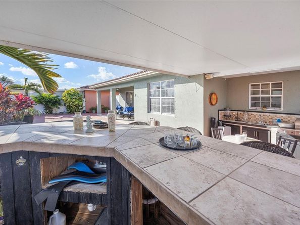 12360 SW 212th St, Miami FL 33177
