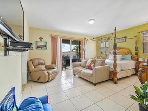 12360 SW 212th St, Miami FL 33177