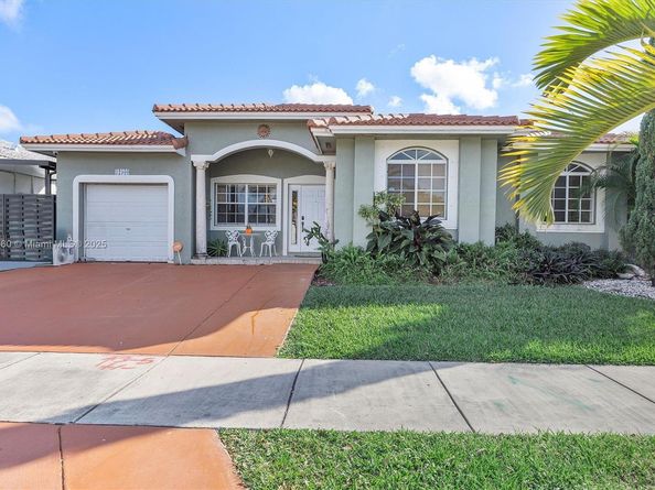 12360 SW 212th St, Miami FL 33177