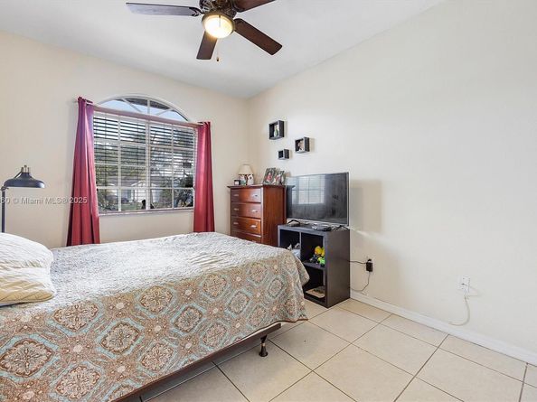 12360 SW 212th St, Miami FL 33177