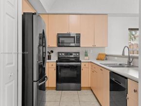 1740 NE 36th Ave, Homestead FL 33033