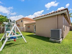1740 NE 36th Ave, Homestead FL 33033