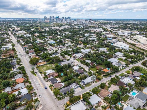 1400 NE 14th St, Fort Lauderdale FL 33304