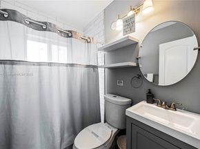 1400 NE 14th St, Fort Lauderdale FL 33304