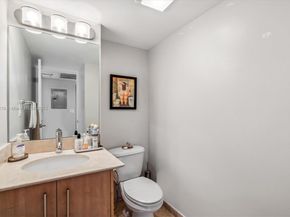 10275 Collins Ave 529, Bal Harbour FL 33154
