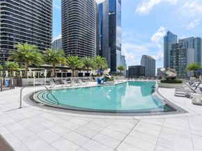 999 SW 1st Ave 2405, Miami FL 33130