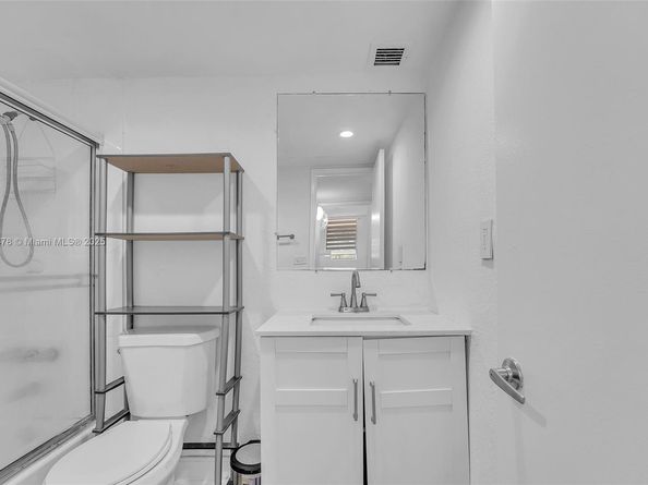 801 NW 47th Ave 118W, Miami FL 33126