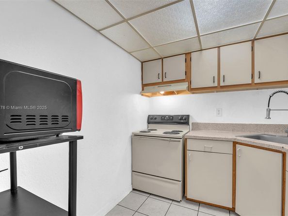 801 NW 47th Ave 118W, Miami FL 33126