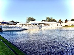 920 SW 11th Ave 9D, Hallandale Beach FL 33009
