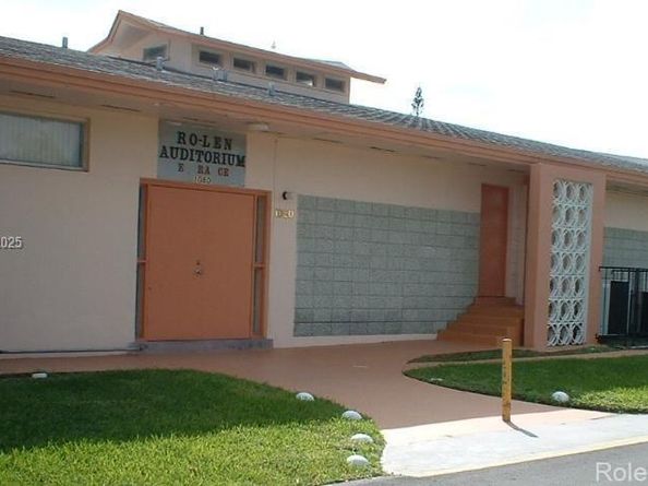 920 SW 11th Ave 9D, Hallandale Beach FL 33009