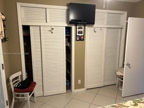 920 SW 11th Ave 9D, Hallandale Beach FL 33009