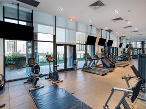 1600 NE 1st Ave 1220, Miami FL 33132