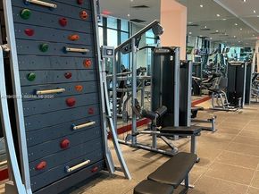 1600 NE 1st Ave 1220, Miami FL 33132