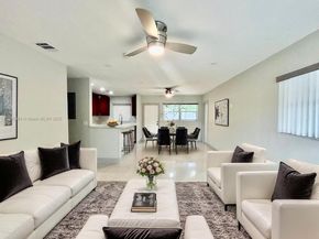 3420 NW 2nd St, Lauderhill FL 33311