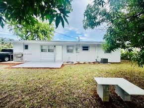 3420 NW 2nd St, Lauderhill FL 33311