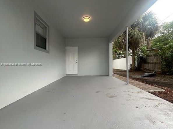 3420 NW 2nd St, Lauderhill FL 33311