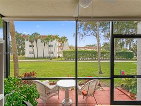 691 S Hollybrook Dr 26105, Pembroke Pines FL 33025