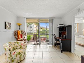 691 S Hollybrook Dr 26105, Pembroke Pines FL 33025