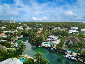 121 Knollwood Drive, Key Biscayne FL 33149