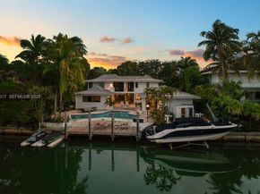 121 Knollwood Drive, Key Biscayne FL 33149