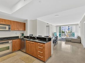 3131 NE 188th St 2510, Aventura FL 33180