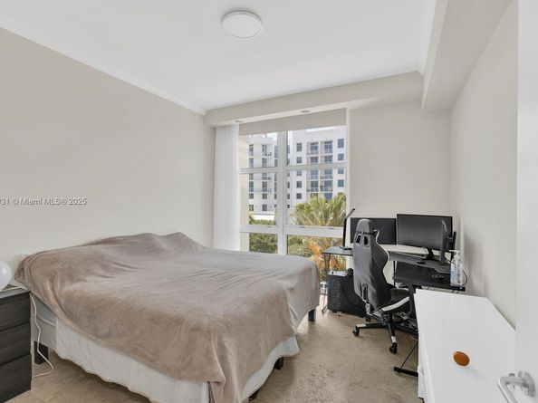 3131 NE 188th St 2510, Aventura FL 33180