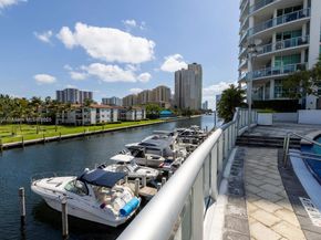 3131 NE 188th St 2510, Aventura FL 33180