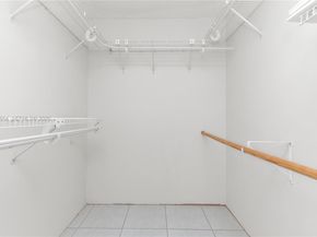 9360 S Chelsea Dr S, Plantation FL 33324