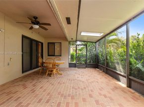 9360 S Chelsea Dr S, Plantation FL 33324