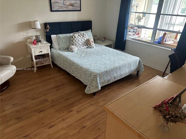 1101 NW 58th Ter 108, Sunrise FL 33313