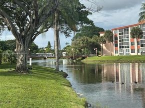 1101 NW 58th Ter 108, Sunrise FL 33313