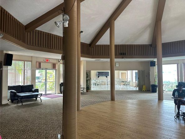 1101 NW 58th Ter 108, Sunrise FL 33313