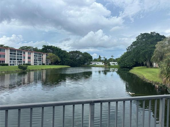 1101 NW 58th Ter 108, Sunrise FL 33313