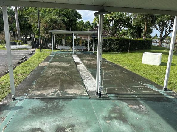 1101 NW 58th Ter 108, Sunrise FL 33313