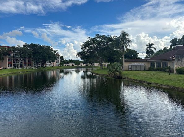 1101 NW 58th Ter 108, Sunrise FL 33313