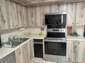 2810 N 46th Ave F463, Hollywood FL 33021