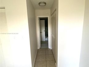 16465 NE 22nd Ave 513, North Miami Beach FL 33160
