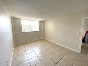 16465 NE 22nd Ave 513, North Miami Beach FL 33160