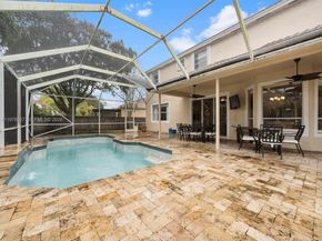 1104 NW 139th Ave, Pembroke Pines FL 33028