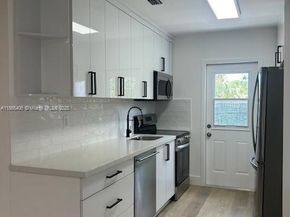 3120 NW 4th Ct, Lauderhill FL 33311