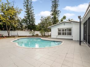 4321 NW 110th Ct, Coral Springs FL 33065