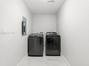 4321 NW 110th Ct, Coral Springs FL 33065