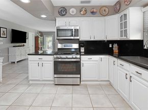 1247 Washington St, Hollywood FL 33019
