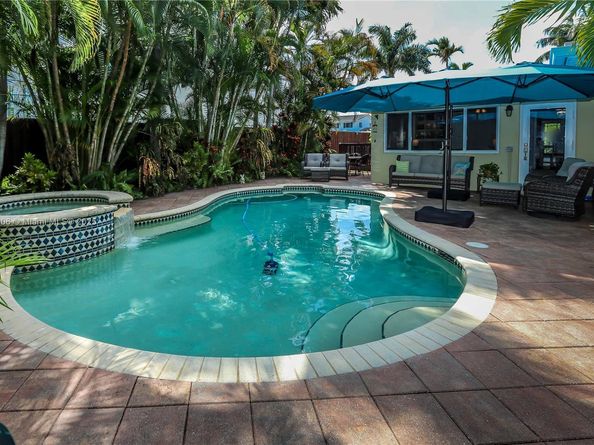1247 Washington St, Hollywood FL 33019