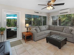 1247 Washington St, Hollywood FL 33019