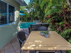 1247 Washington St, Hollywood FL 33019