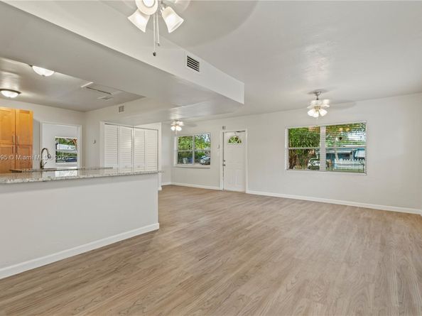 3121 NE 13th Ave, Pompano Beach FL 33064