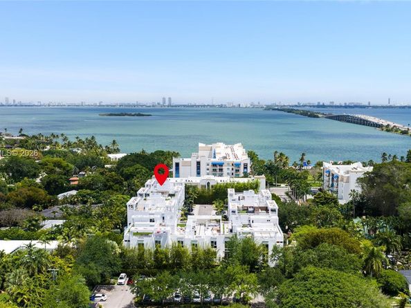 455 NE 39th 311, Miami FL 33137
