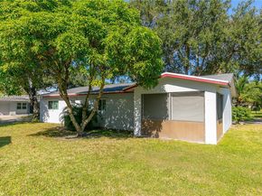 2510 SW Natura Blvd, Deerfield Beach FL 33441